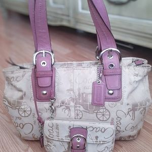 Coach RARE Horse & carriage bag/wristlet F13771
